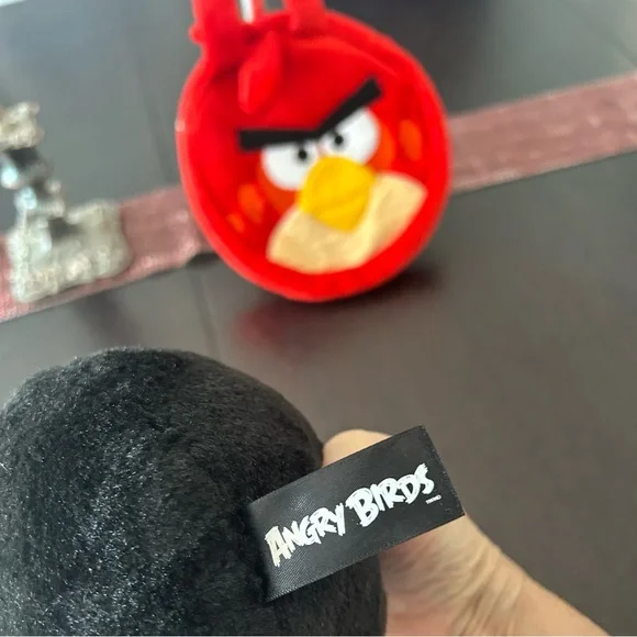 Angry Birds Red Plush Kids Purse and Black Bomb 2010 Commonwealth Stuffed Toy - Picture 7 of 11